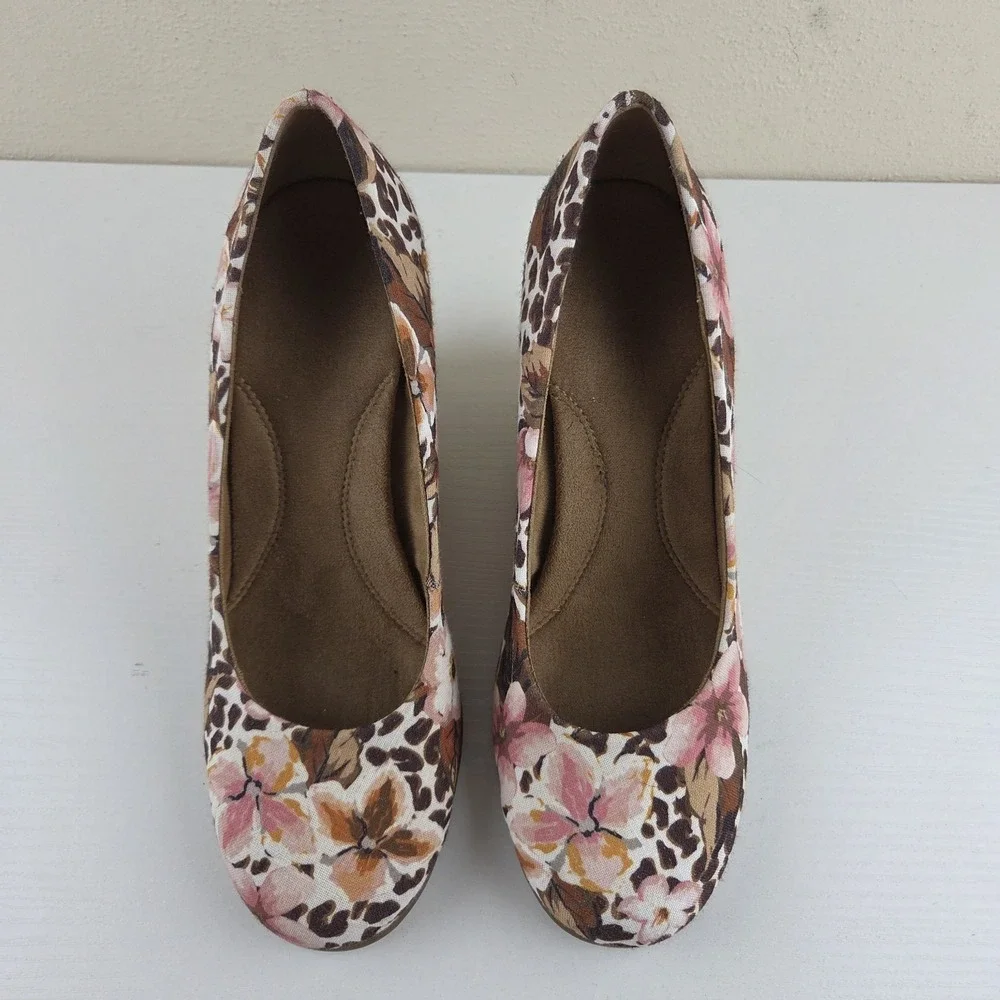 Aerosoles Plum Tree Floral Wedge 3